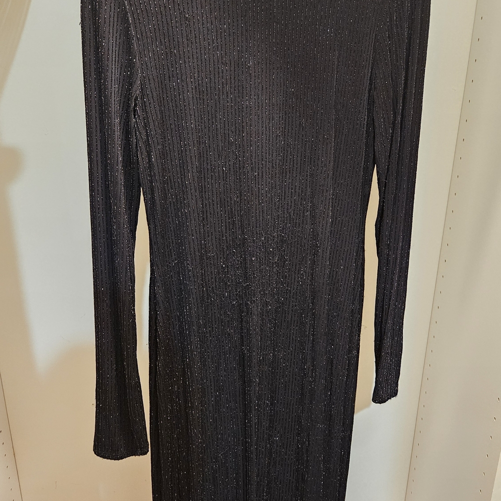 BCBG MaxAzria Stretchy Metallic Black Long Sleeve Dress